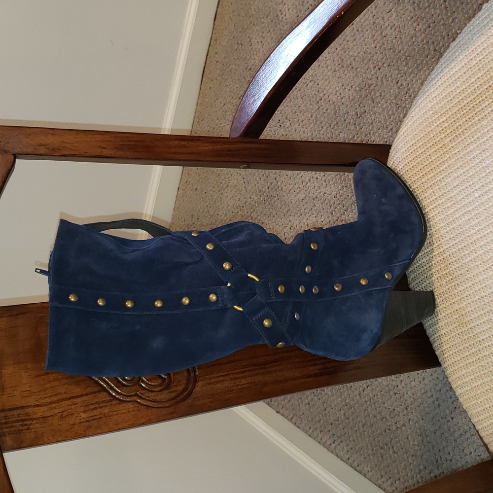 Carlos Santana blue suede boots with brushed gold grommets